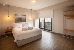 High Ceiling and Classy 2BR in Miraflores
